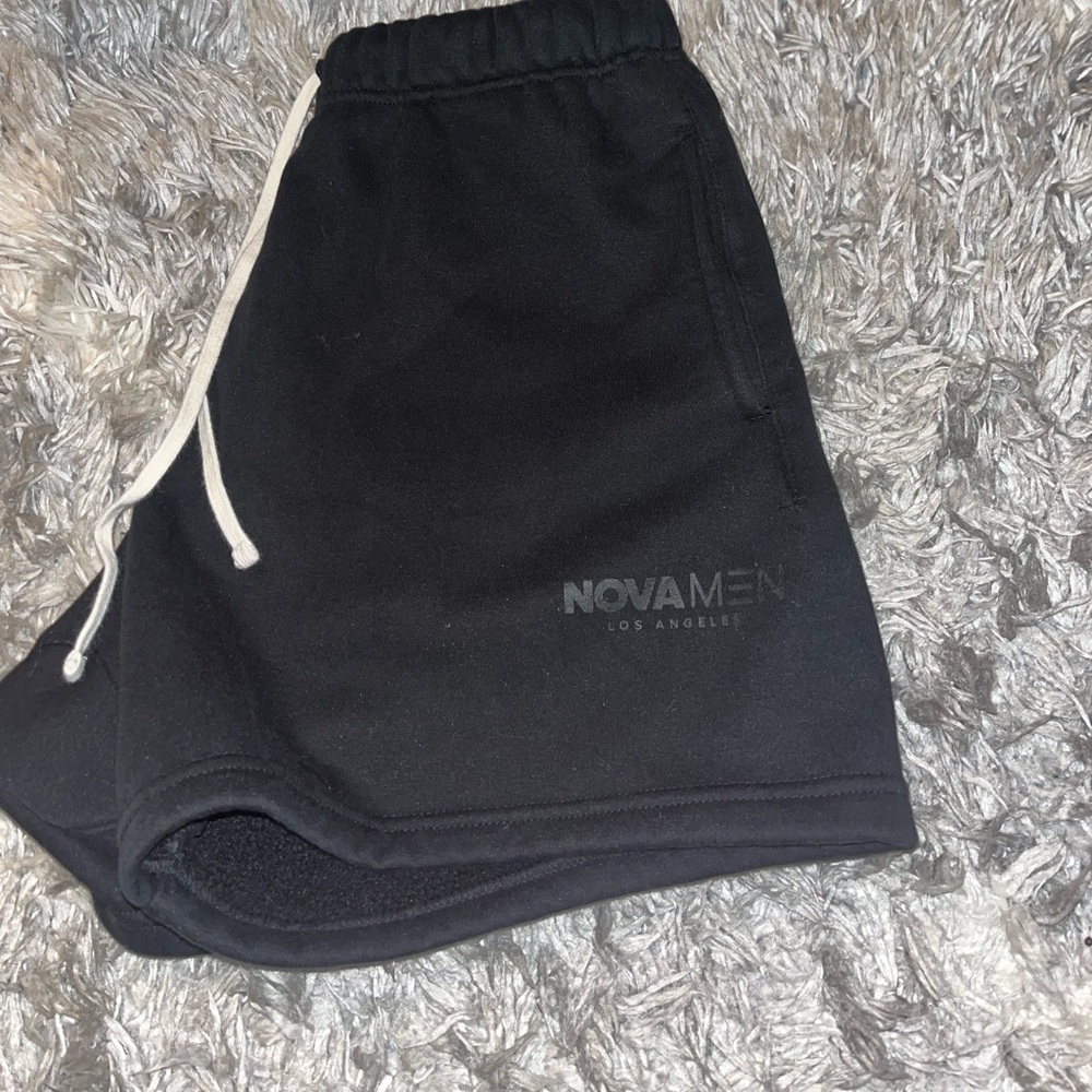 Size small fashion nova Tyson oversized heavyweight sweat shorts black color way